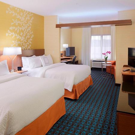 Fairfield Inn & Suites By Marriott Springfield Northampton/Amherst Esterno foto