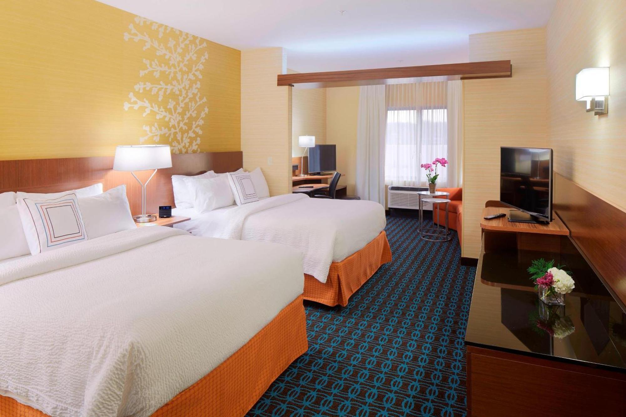 Fairfield Inn & Suites By Marriott Springfield Northampton/Amherst Esterno foto